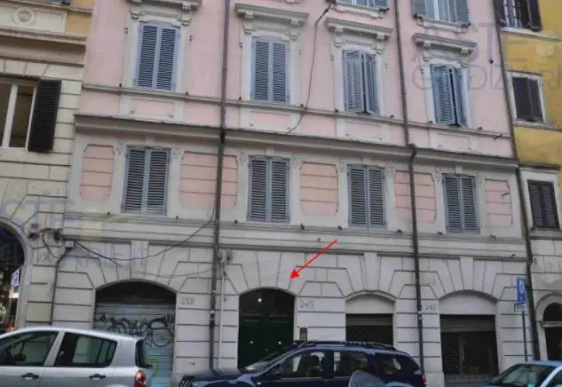 esterno appartamento in asta via panisperna